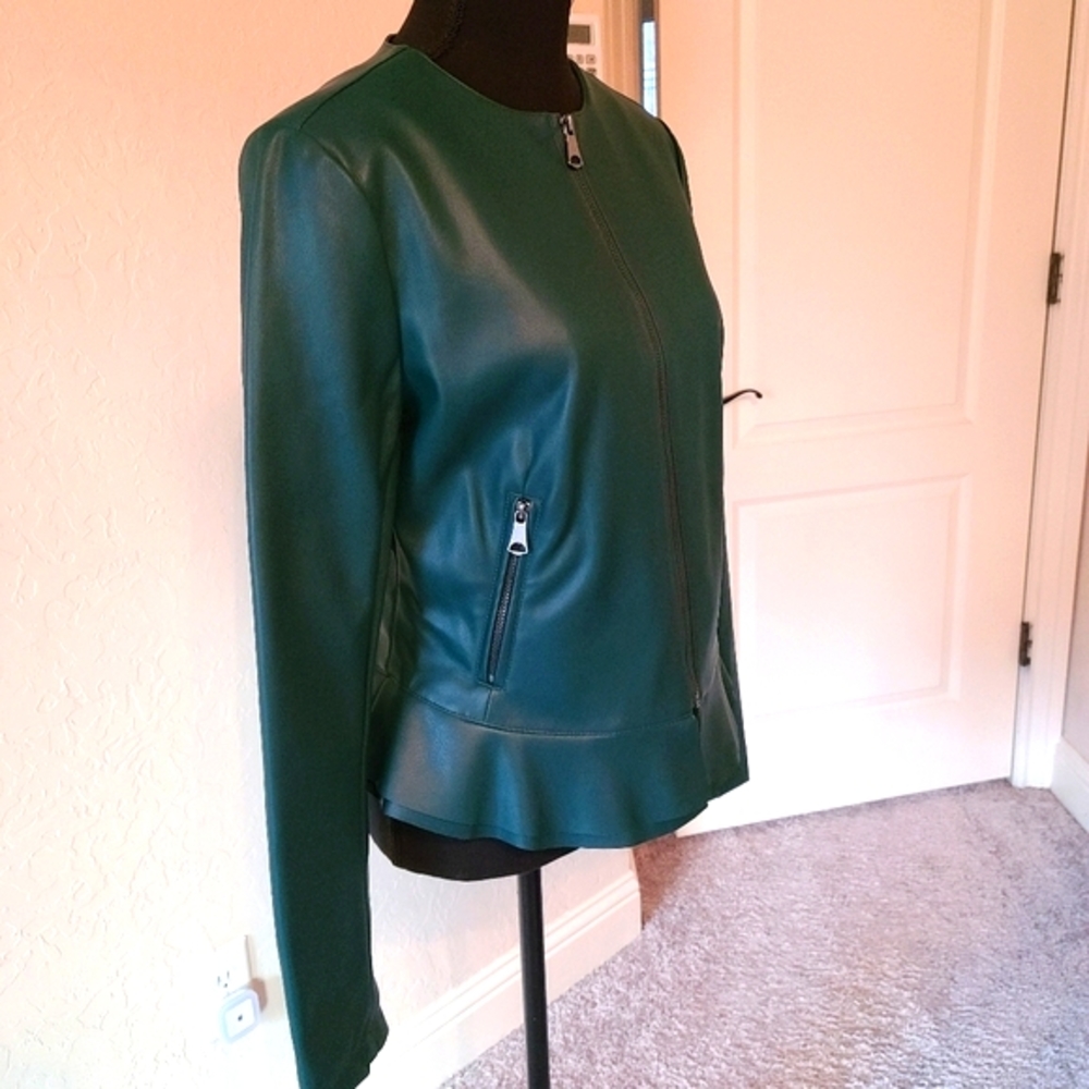 Andrew Marc Leather Jacket, NWOT - Picture 3 of 3
